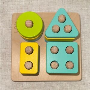 Lovevery Sort and Stack Peg Puzzle